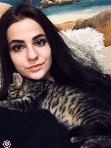 Полина
